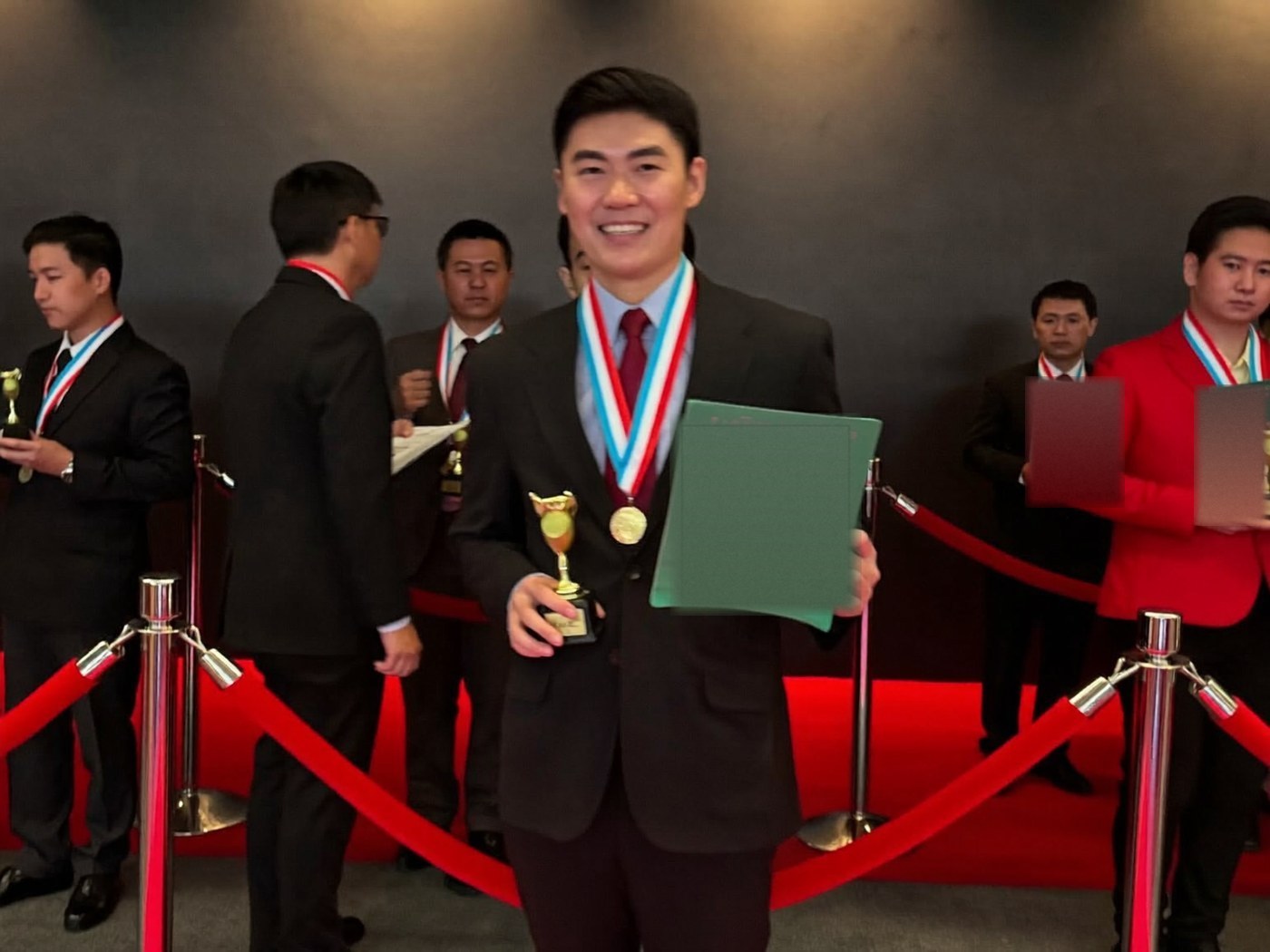 Vinh danh doanh nghiệp